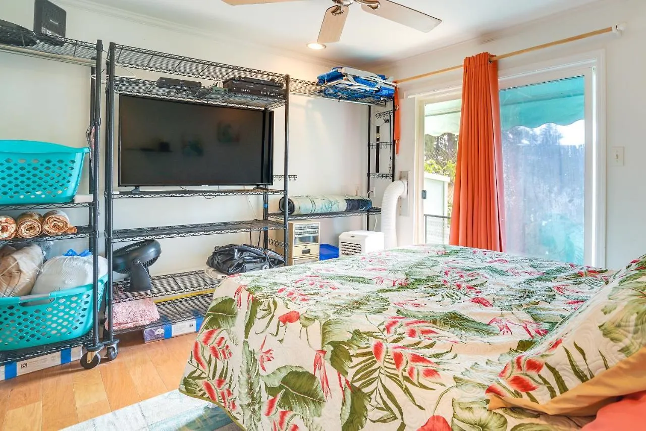 Charming Waialua Vacation Rental - Near Beach! 0*,  USA